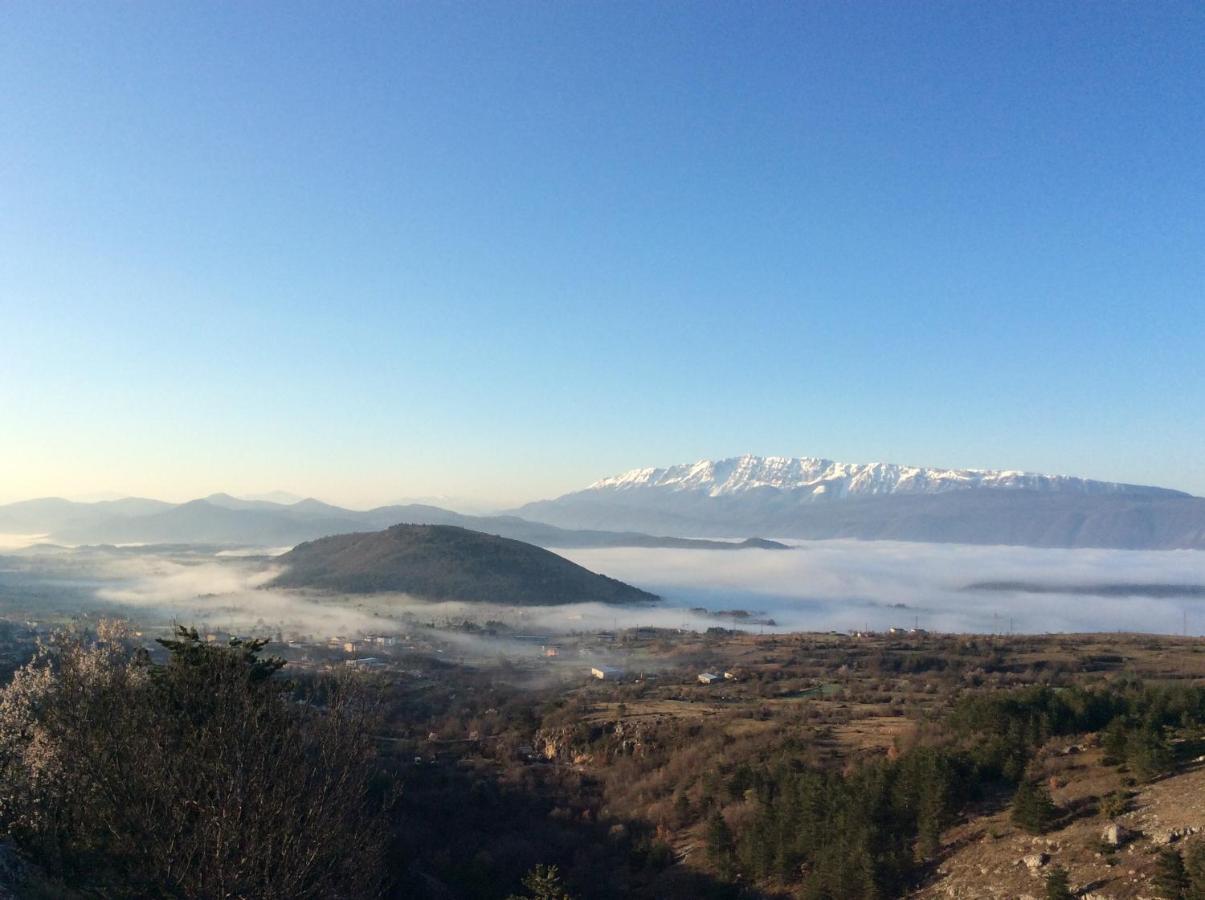 Da Sciuri Case Vacanza Barisciano Exterior foto